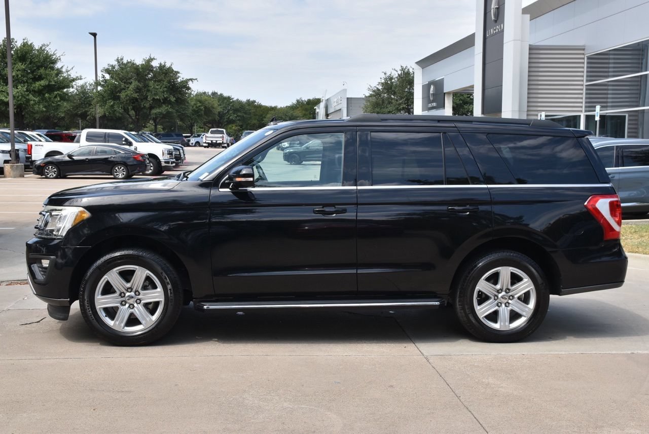 Used 2019 Ford Expedition XLT w/ Equipment Group 202A RWD image 12