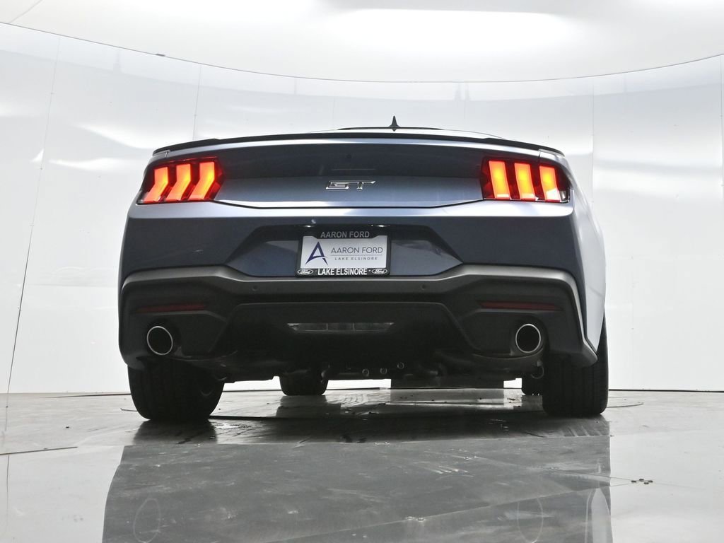 Used 2025 Ford Mustang GT RWD image 51