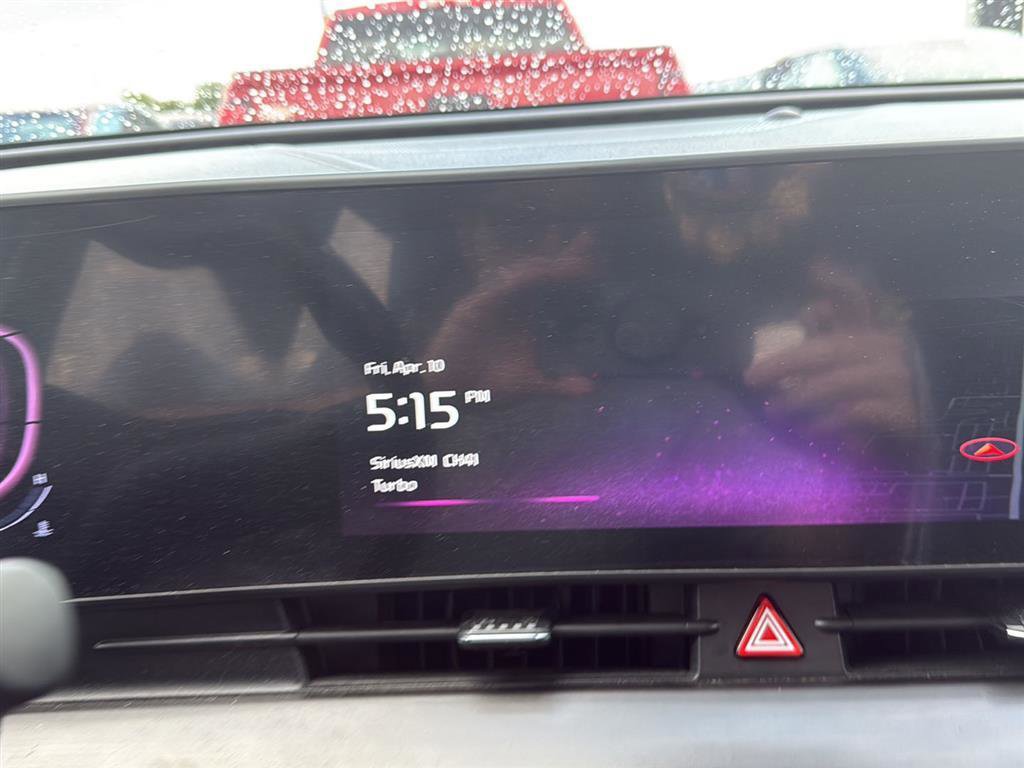 Used 2023 Kia Sportage EX image 5