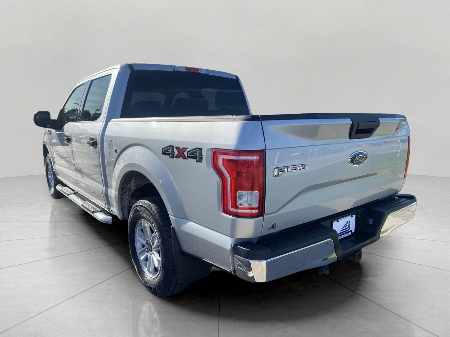 Certified 2017 Ford F150 XLT AWD/4WD image 12