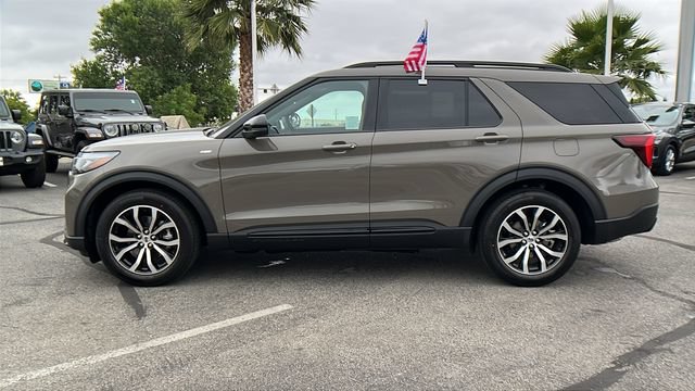 New 2026 Ford Explorer ST-Line RWD image 6