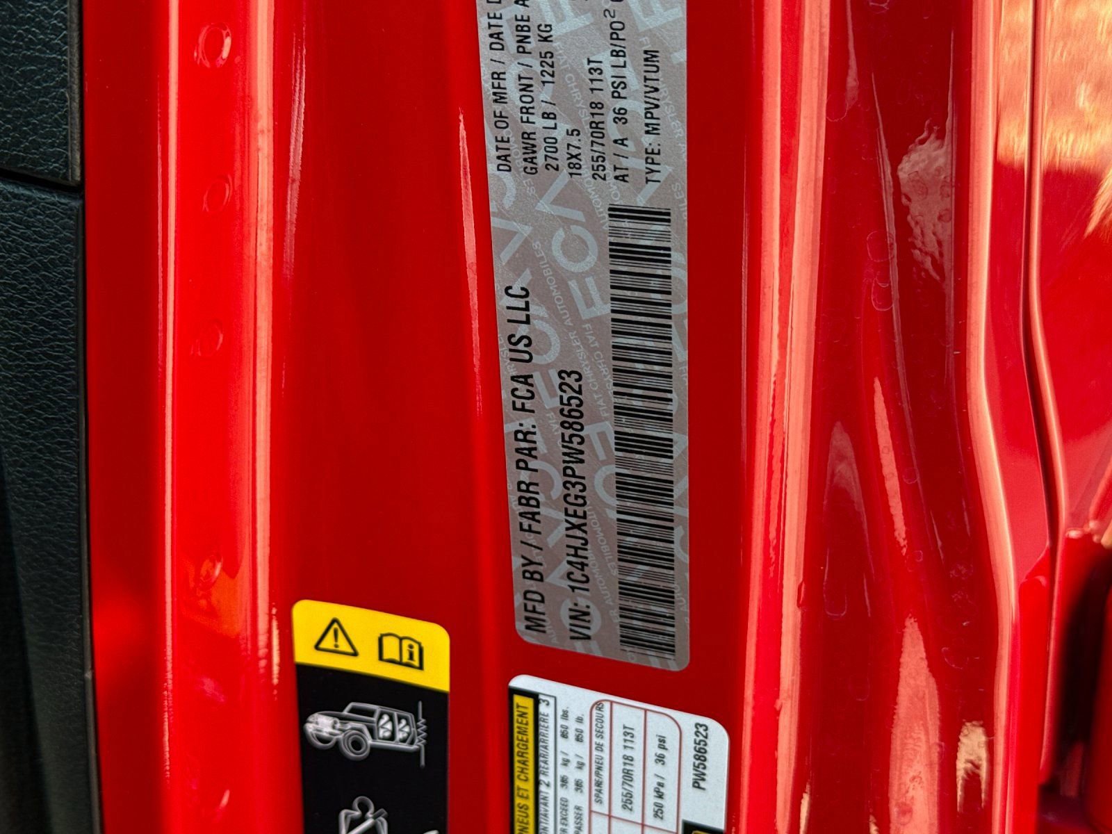 Used 2023 Jeep Wrangler Sahara w/ Cold Weather Group image 33