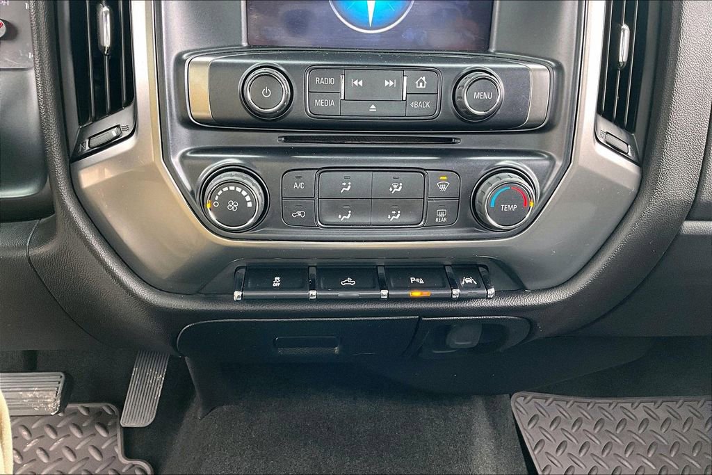 Used 2018 Chevrolet Silverado 1500 LT w/ LT Convenience Package image 15