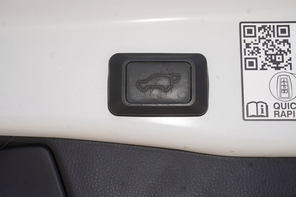 Certified 2024 Toyota RAV4 XSE w/ Premium Package AWD/4WD image 9