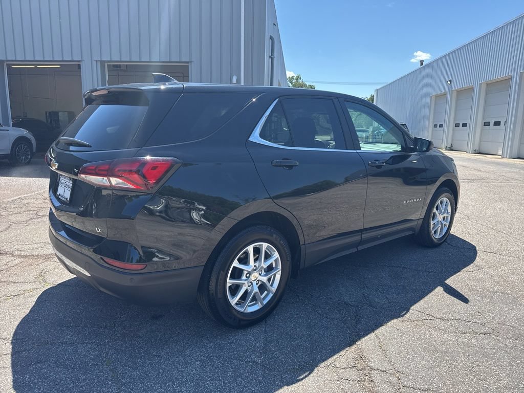 Used 2024 Chevrolet Equinox LT FWD image 6
