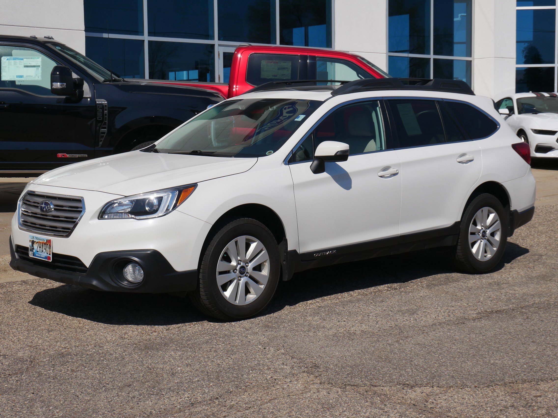 Used 2017 Subaru Outback 2.5i Premium AWD/4WD image 25