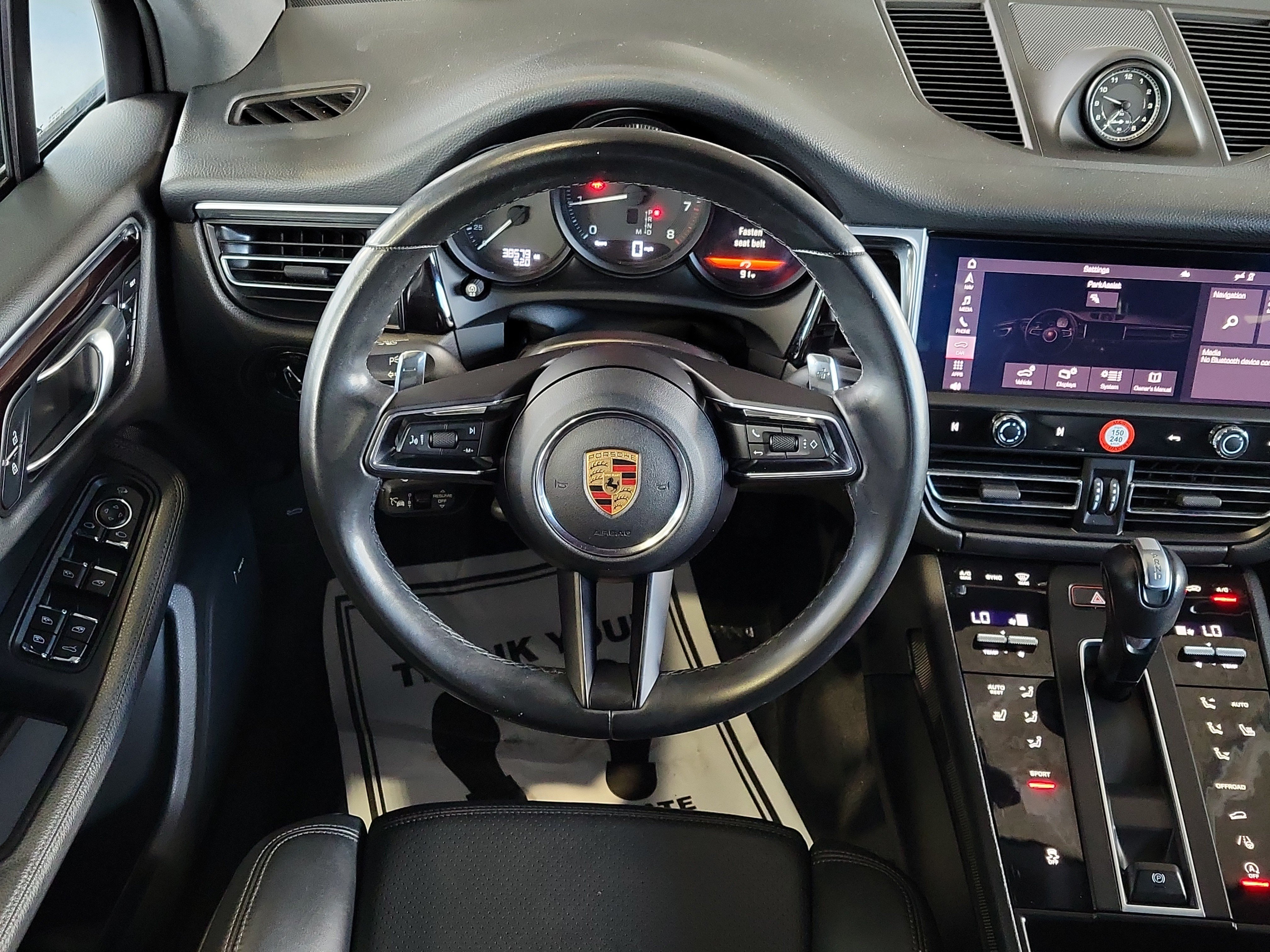 Used 2023 Porsche Macan Turbo AWD/4WD image 13