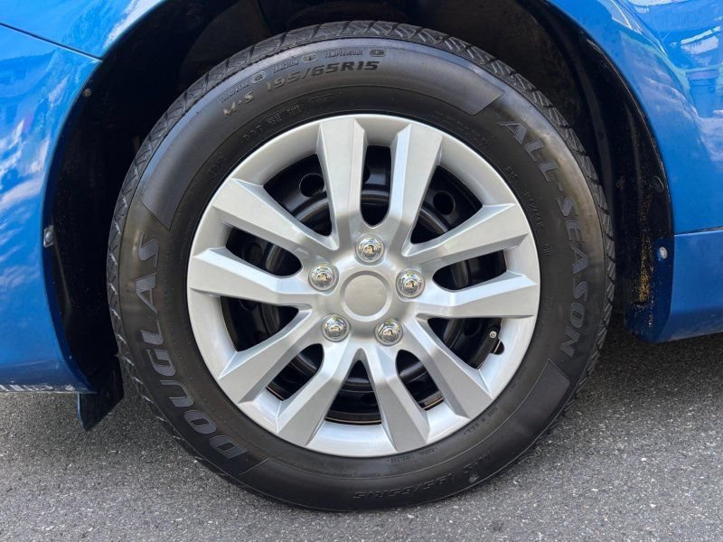 Used 2010 Toyota Corolla LE w/ All Weather Guard Pkg FWD image 25