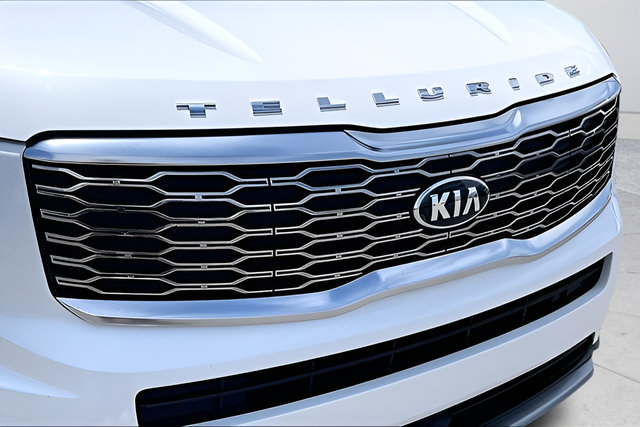 Used 2020 Kia Telluride S w/ S 8 Passenger Seating Package FWD image 34