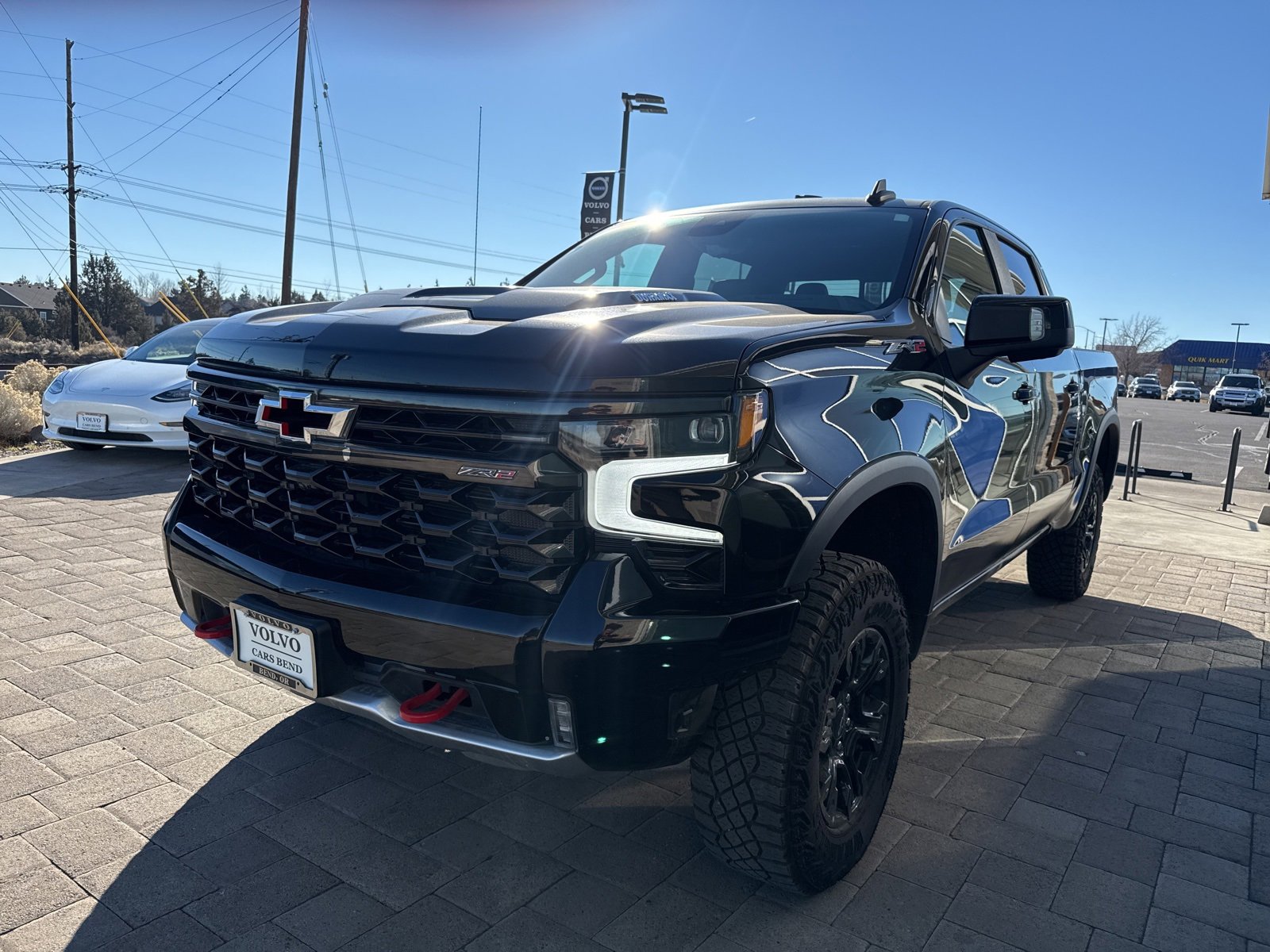 Used 2024 Chevrolet Silverado 1500 ZR2 w/ Technology Package image 3