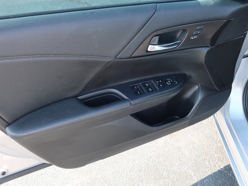 Used 2014 Honda Accord EX-L image 11
