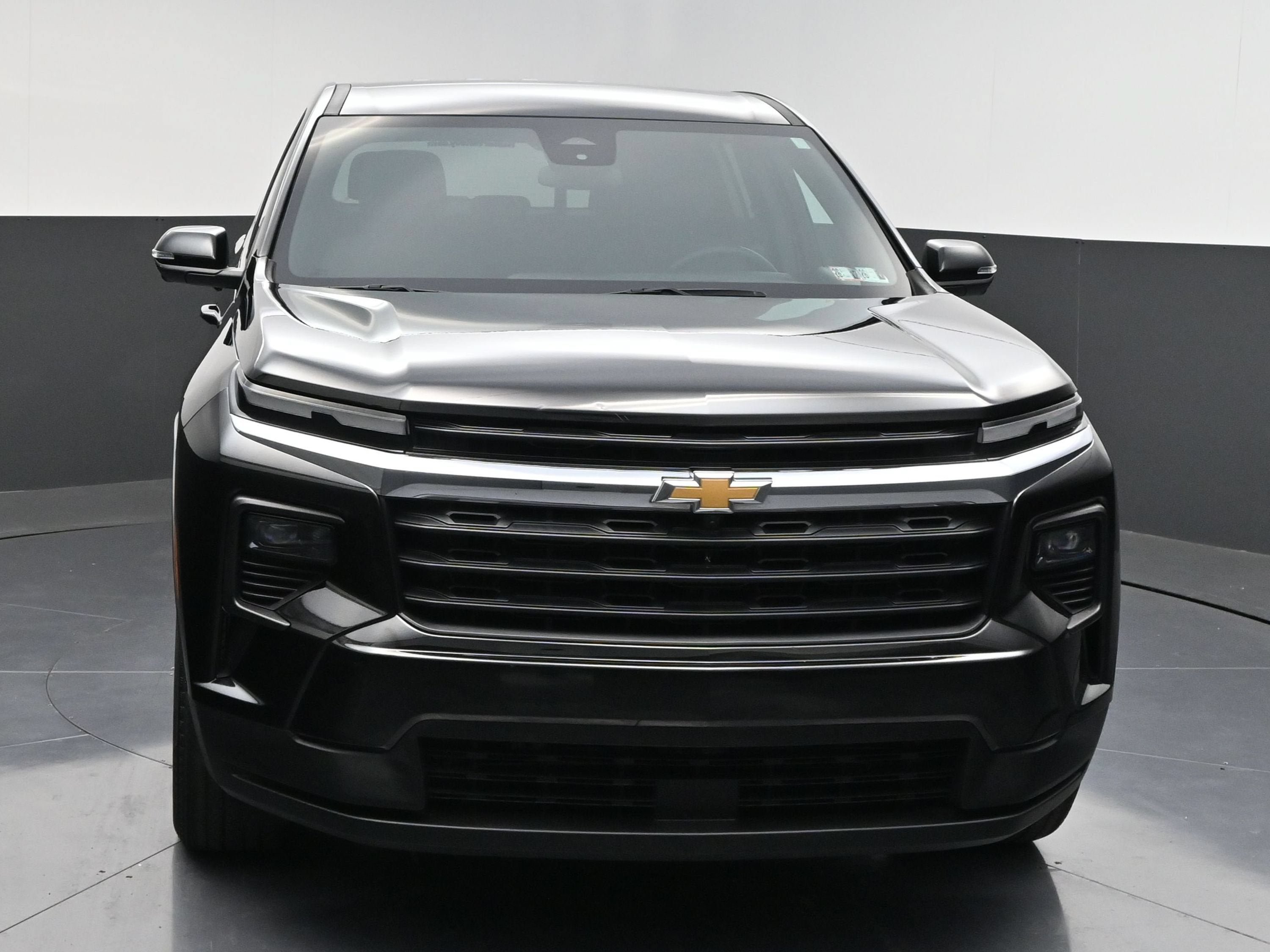 Certified 2024 Chevrolet Traverse LS FWD image 2