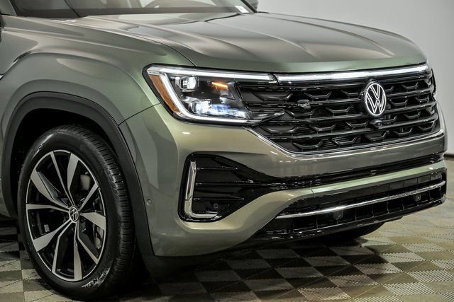 New 2026 Volkswagen Atlas SEL Premium R-Line image 2