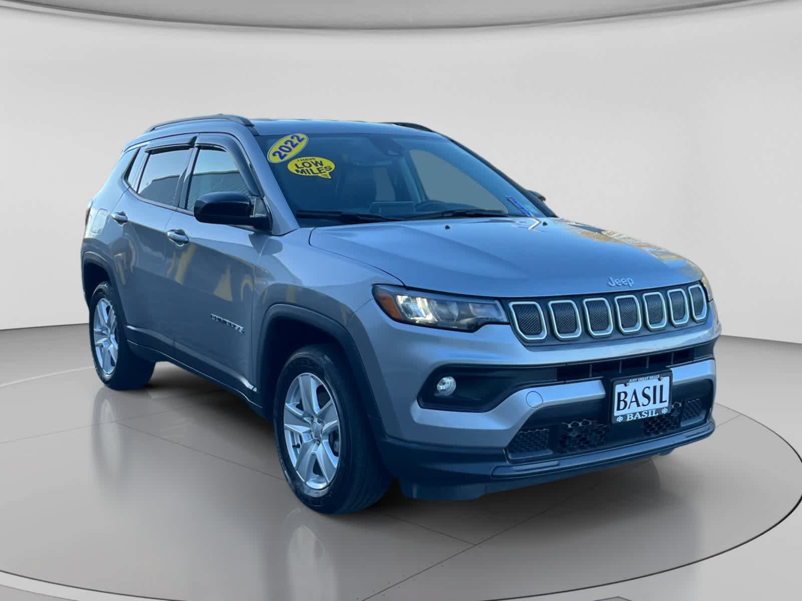 Used 2022 Jeep Compass Latitude w/ Convenience Group AWD/4WD image 5