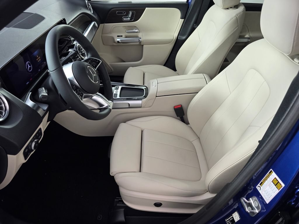 New 2026 Mercedes-Benz GLB 250 image 6