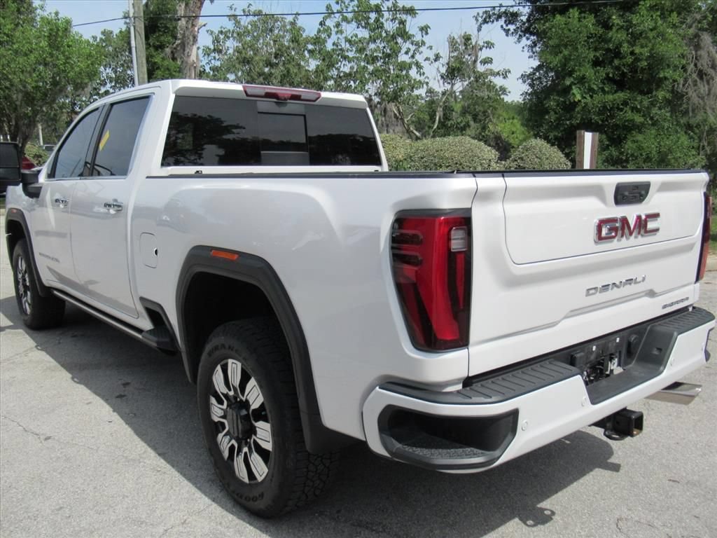 Used 2024 GMC Sierra 2500 Denali w/ Denali Reserve Package AWD/4WD image 5