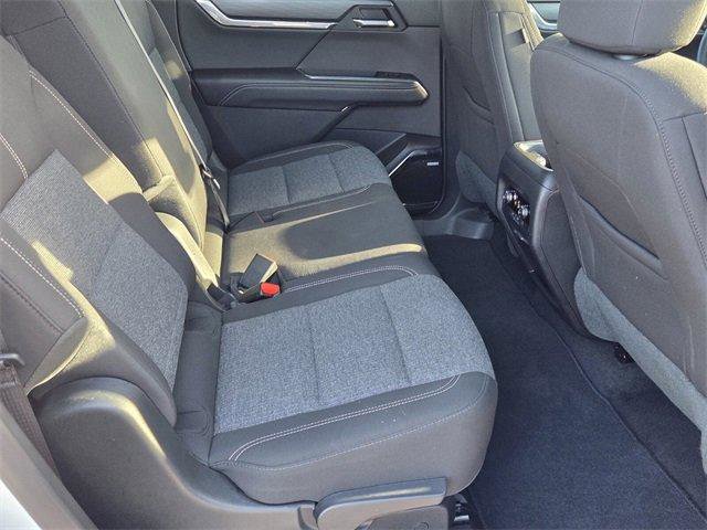 Used 2025 GMC Acadia Elevation image 15