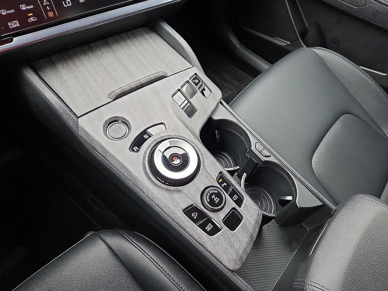 Used 2025 Kia Sportage EX image 25