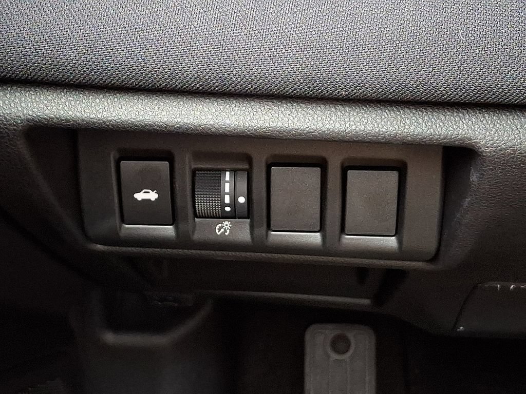 Used 2025 Subaru Legacy Premium AWD/4WD image 23