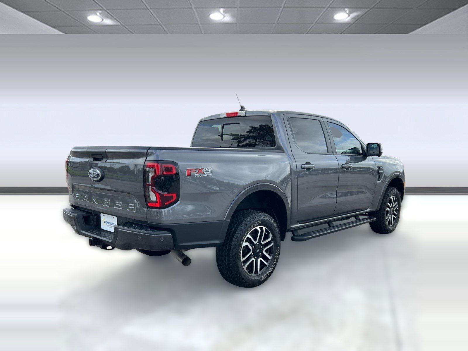 Used 2024 Ford Ranger Lariat w/ FX4 Off-Road Package image 8