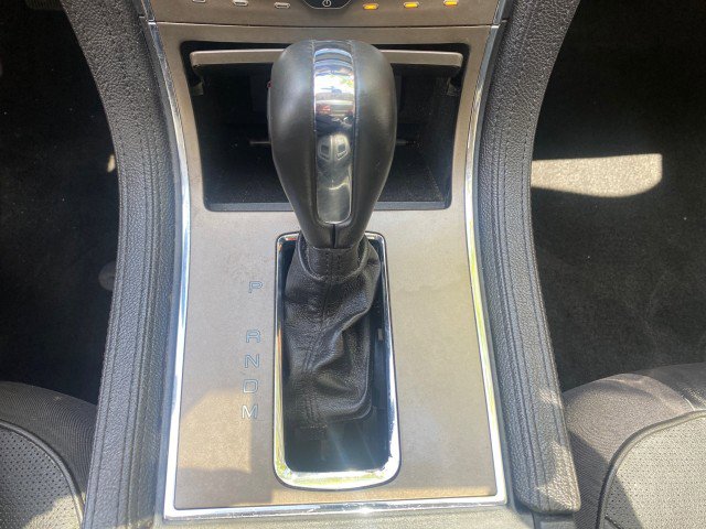 Used 2011 Lincoln MKX 2WD w/ 102A Rapid Spec Order Code image 53