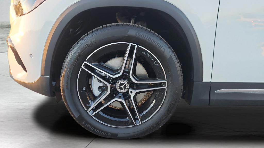 New 2026 Mercedes-Benz GLA 250 4MATIC image 9
