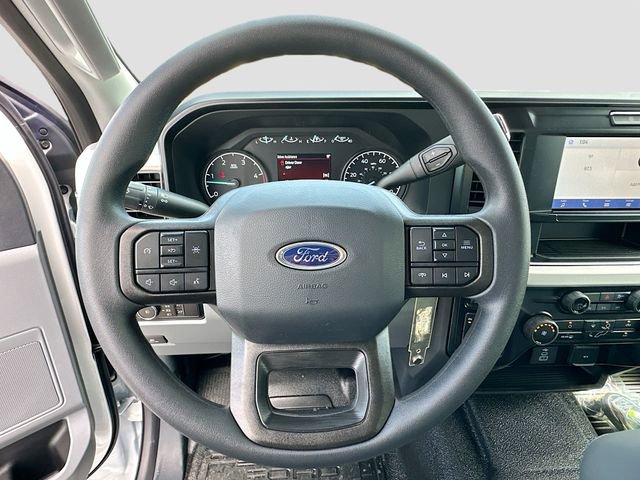 New 2025 Ford F550 4x4 Crew Cab Super Duty w/ XL Chrome Package image 7