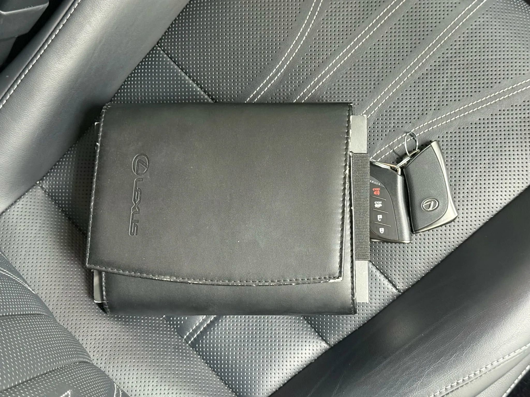 Used 2021 Lexus LC 500 Coupe w/ Touring Package image 29