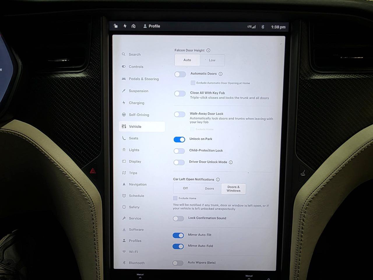 Used 2018 Tesla Model X 75D AWD/4WD image 40