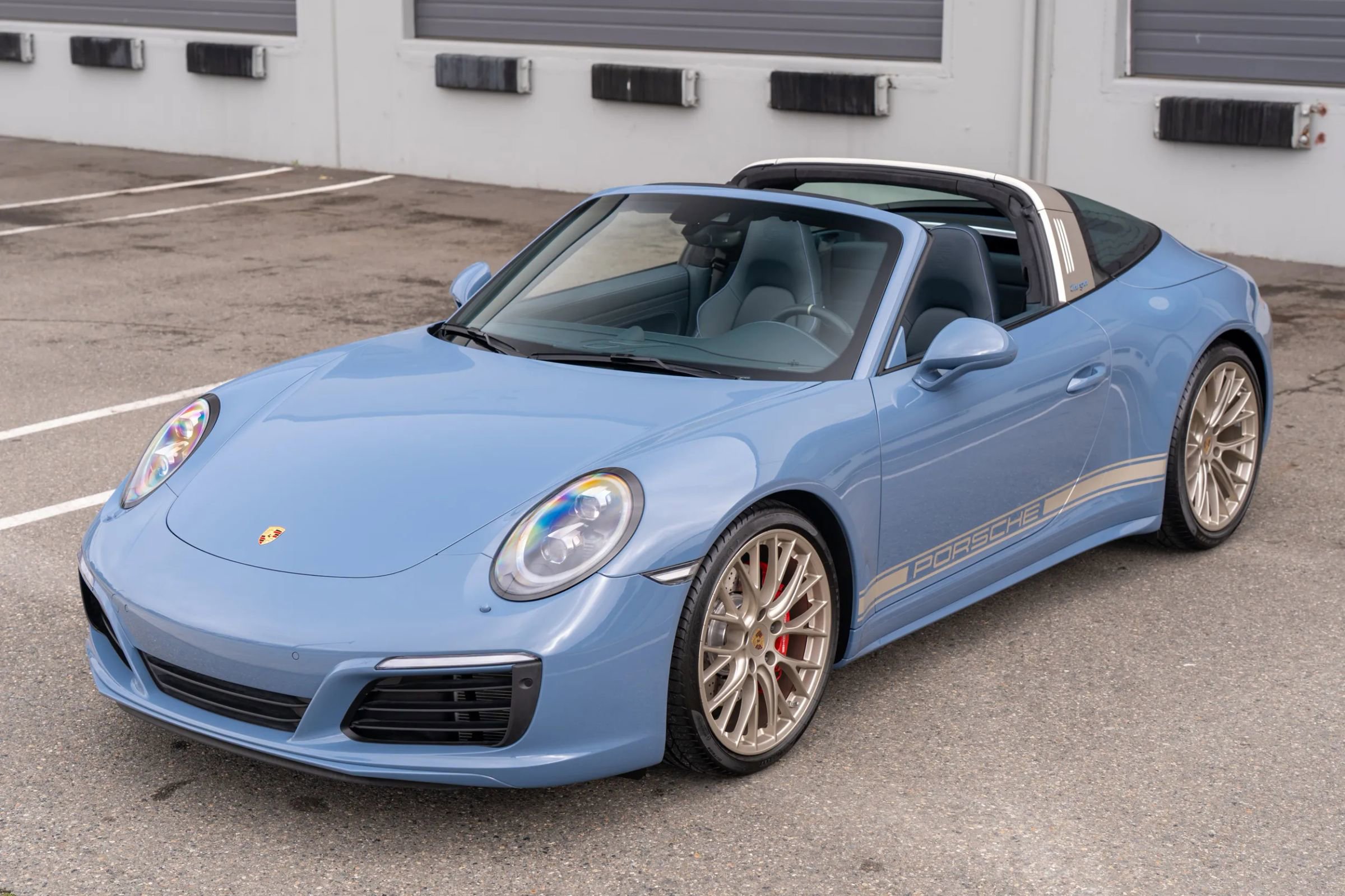 Used 2017 Porsche 911 Targa 4S AWD/4WD image 10