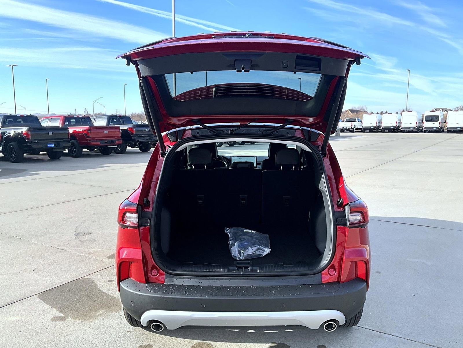 New 2026 Ford Escape SE image 13