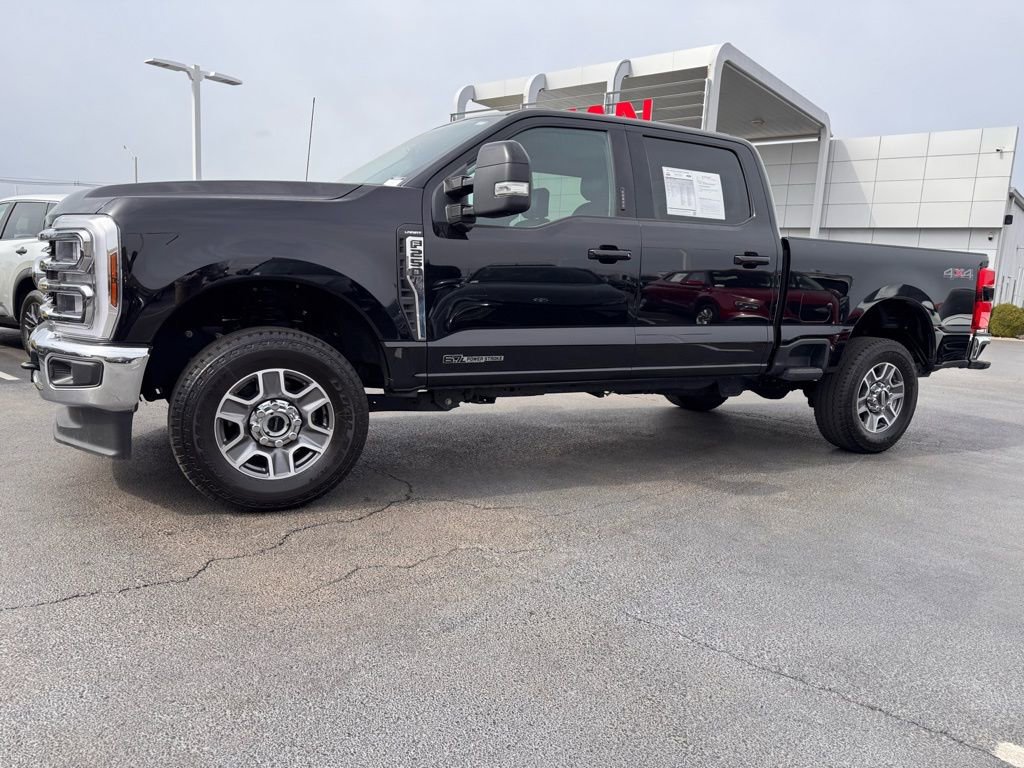 Used 2024 Ford F250 Lariat image 2