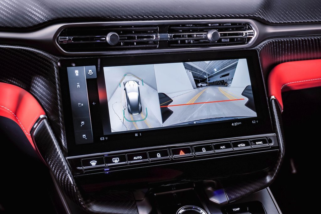 New 2025 Aston Martin Vanquish image 28