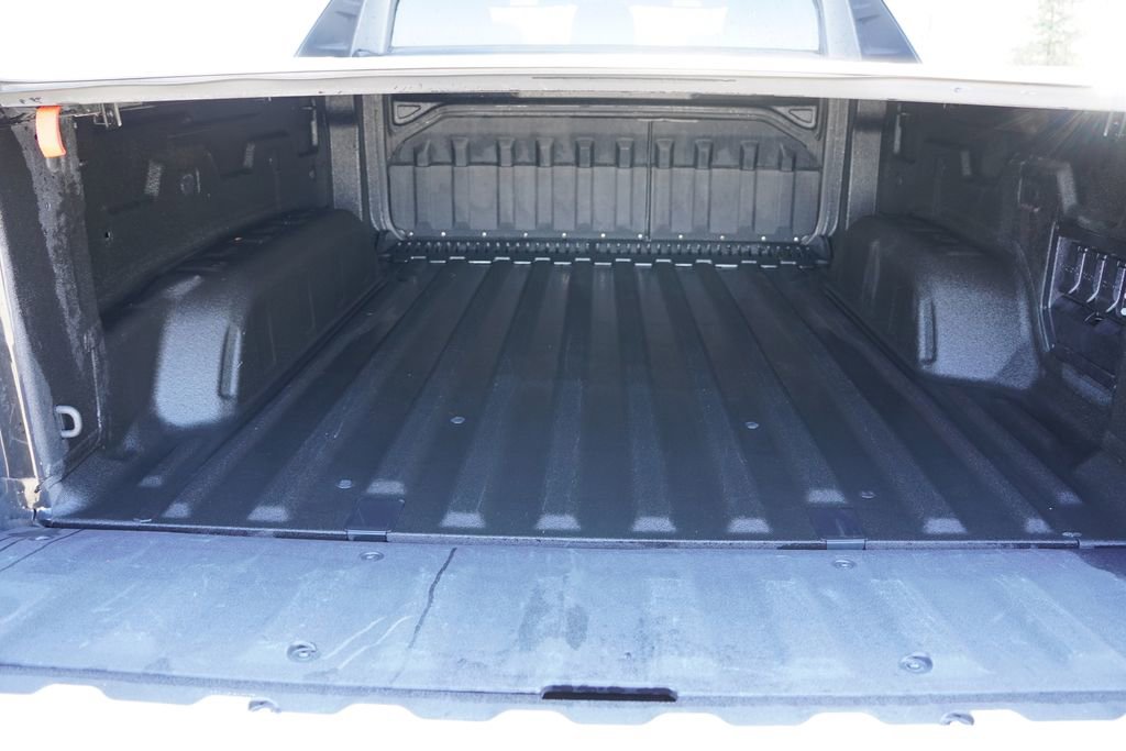 Certified 2025 Chevrolet Silverado EV RST AWD/4WD image 22