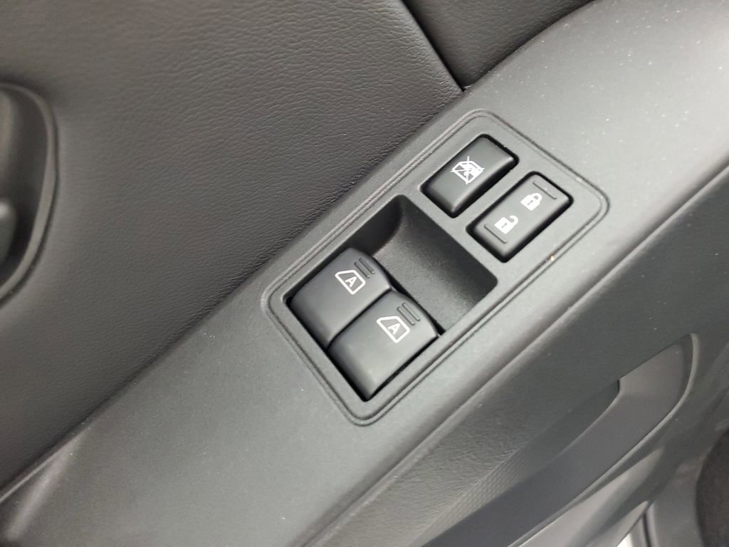 New 2026 Nissan Frontier S image 29