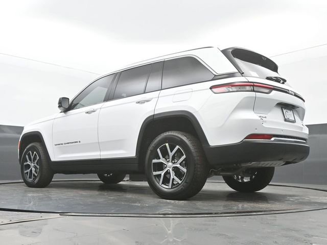 New 2025 Jeep Grand Cherokee Limited w/ Luxury Tech Group II image 48
