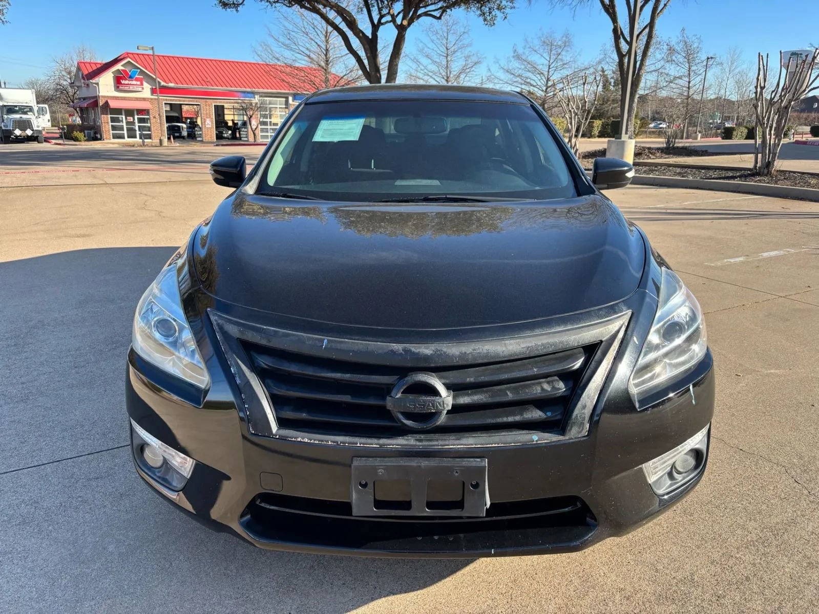 Used 2014 Nissan Altima 2.5 SV w/ Convenience Package FWD image 2