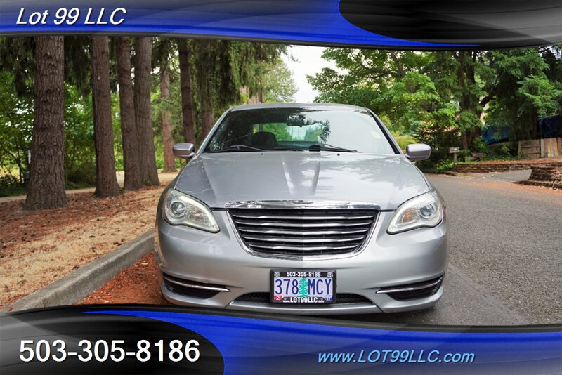 Used 2013 Chrysler 200 LX FWD image 5