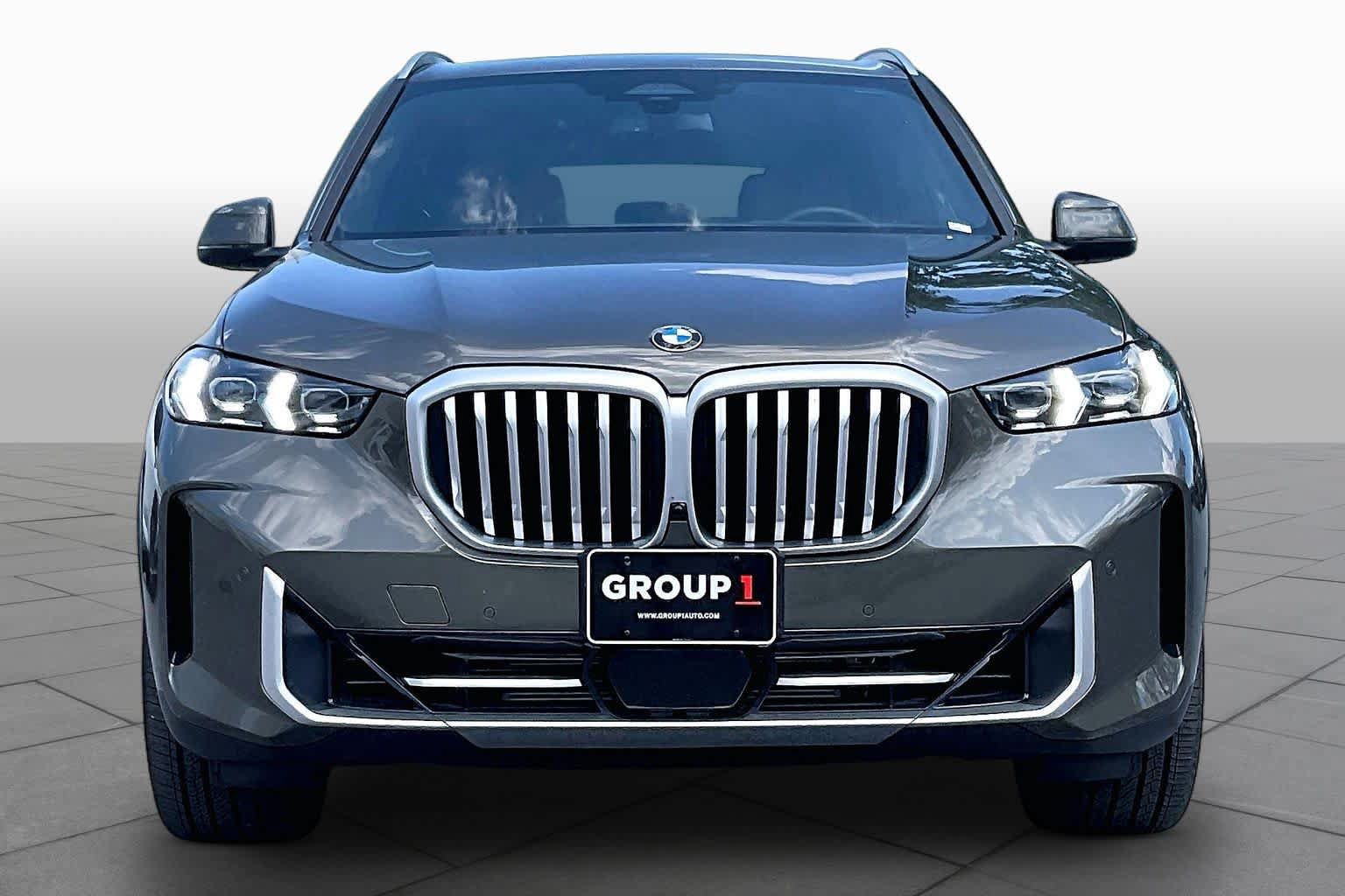 Used 2026 BMW X5 xDrive40i w/ Climate Comfort Package AWD/4WD image 3