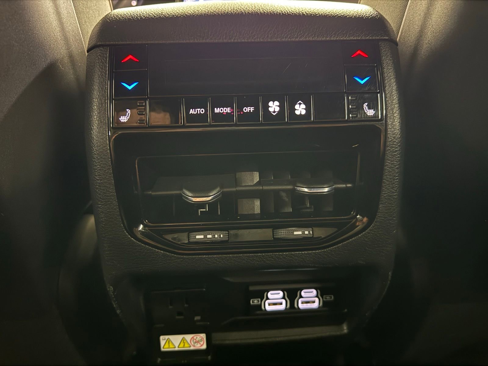 Used 2023 Jeep Grand Cherokee L Summit w/ Advanced Protech Group IV image 37