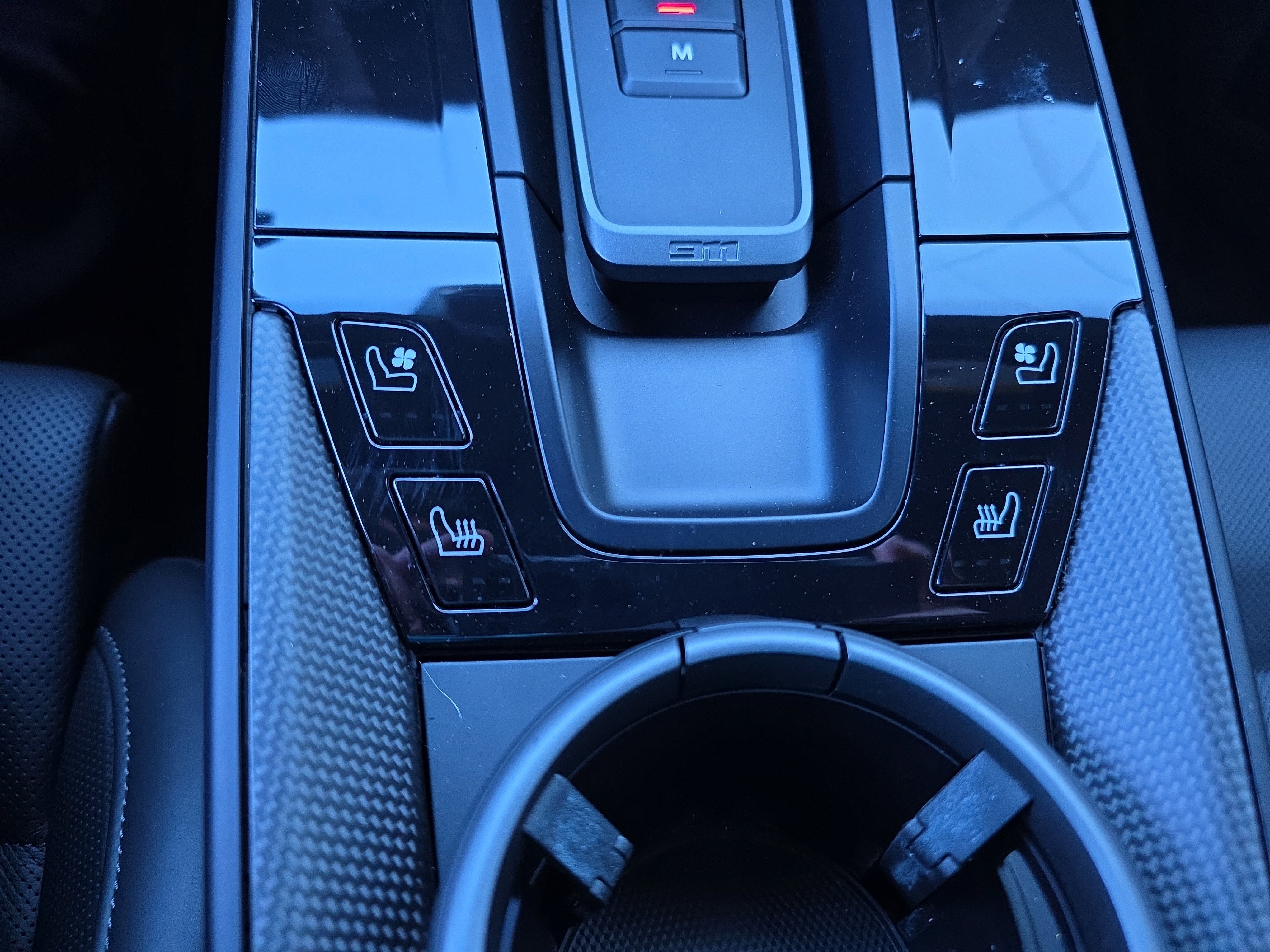 Certified 2025 Porsche 911 GTS image 21