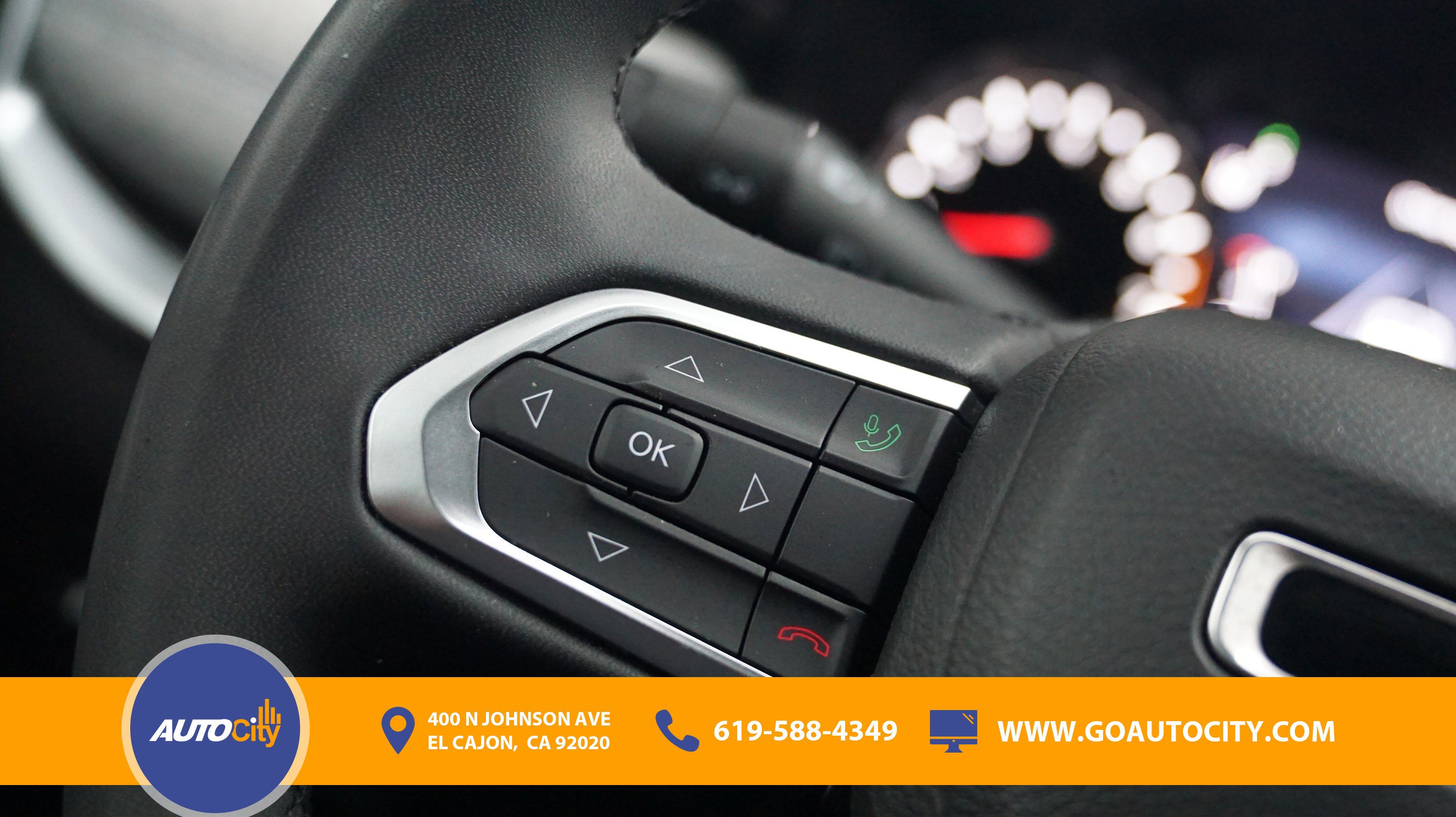 Used 2024 Jeep Compass Latitude AWD/4WD image 19