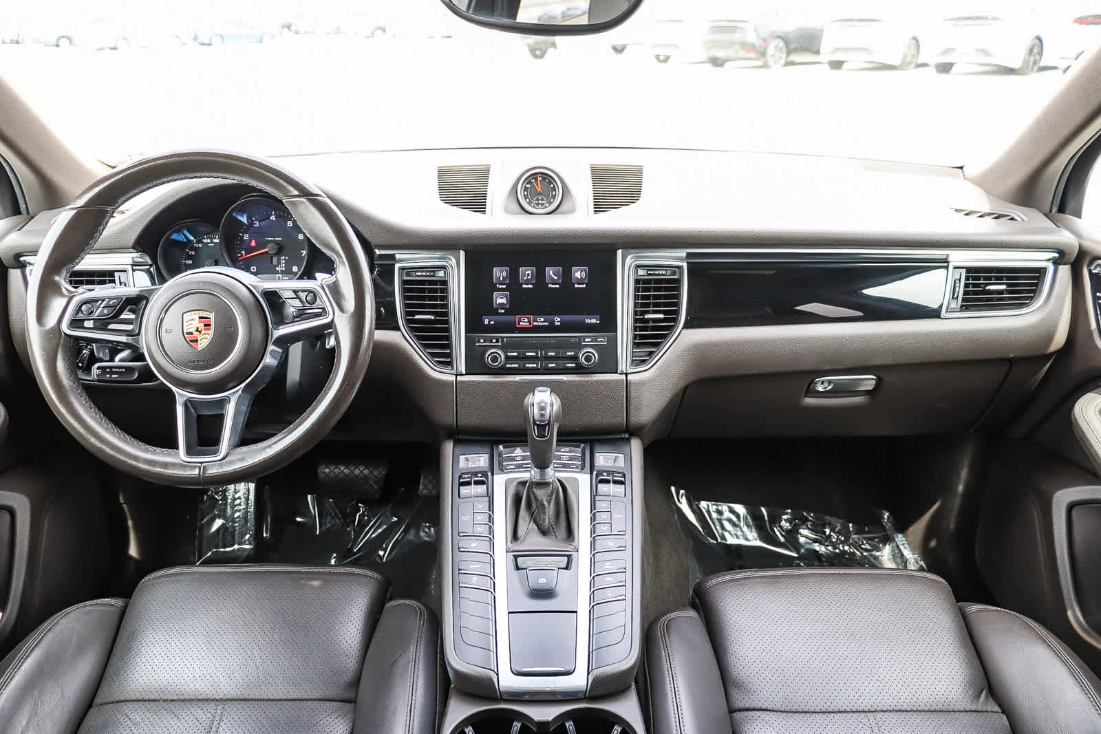 Used 2018 Porsche Macan AWD/4WD image 12