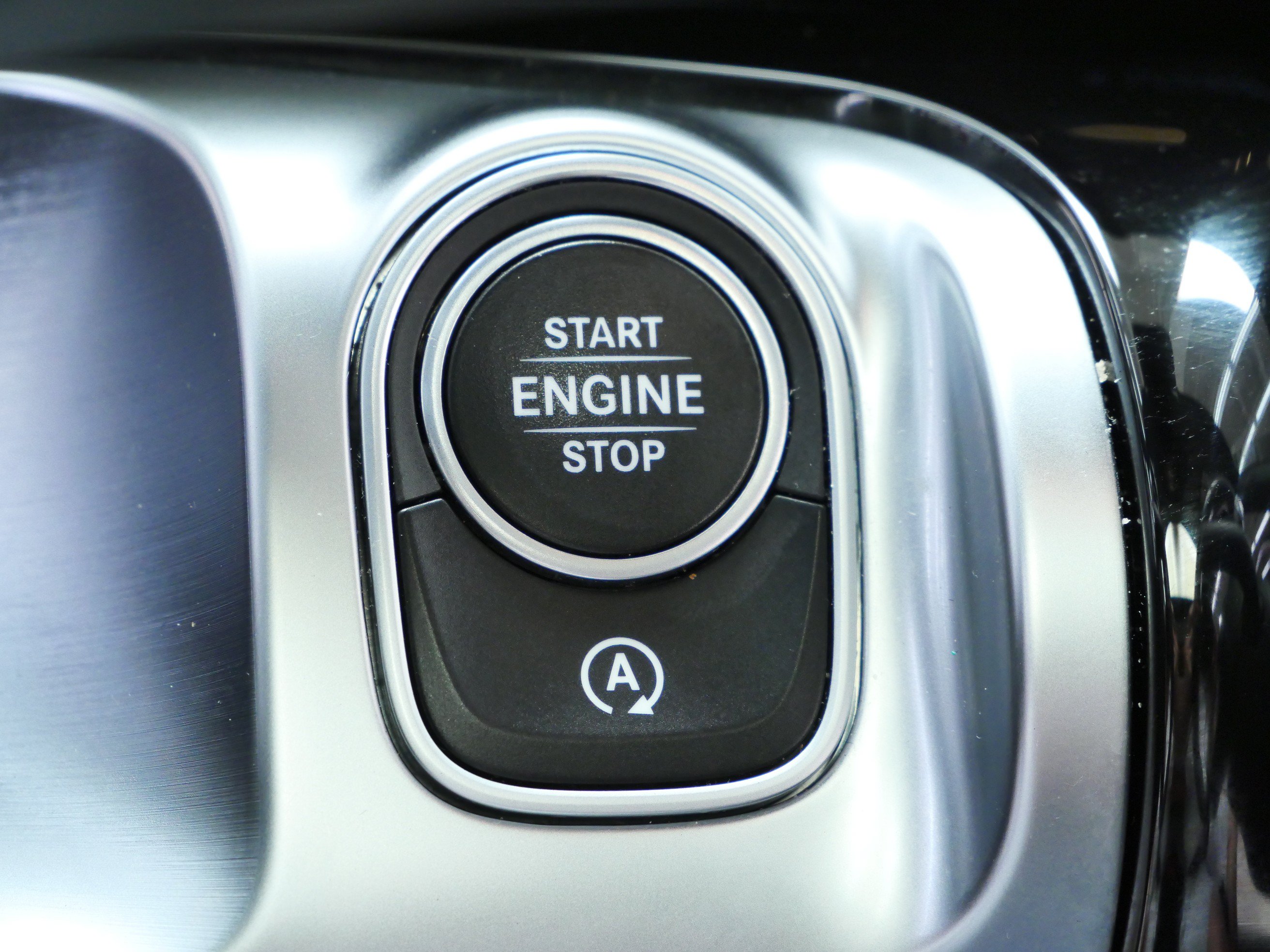 Certified 2023 Mercedes-Benz GLB 35 AMG 4MATIC image 30