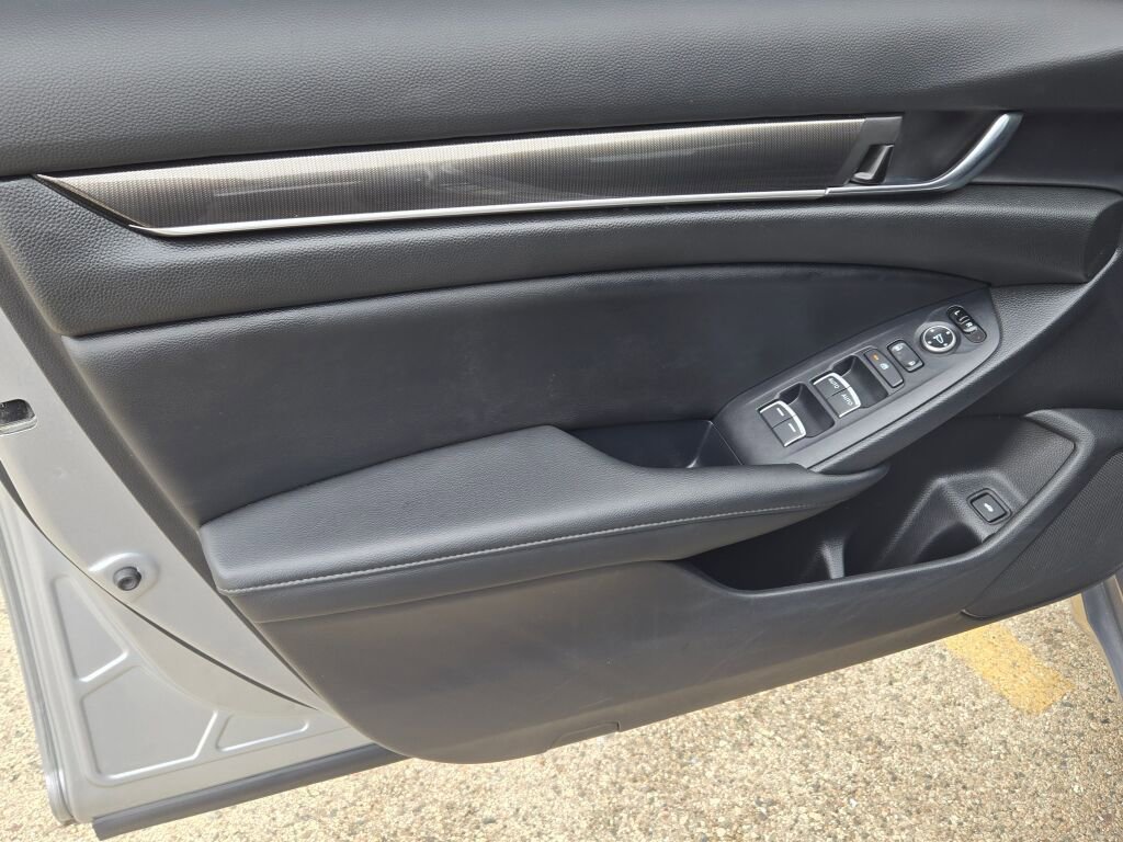 Used 2022 Honda Accord Sport Special Edition image 18
