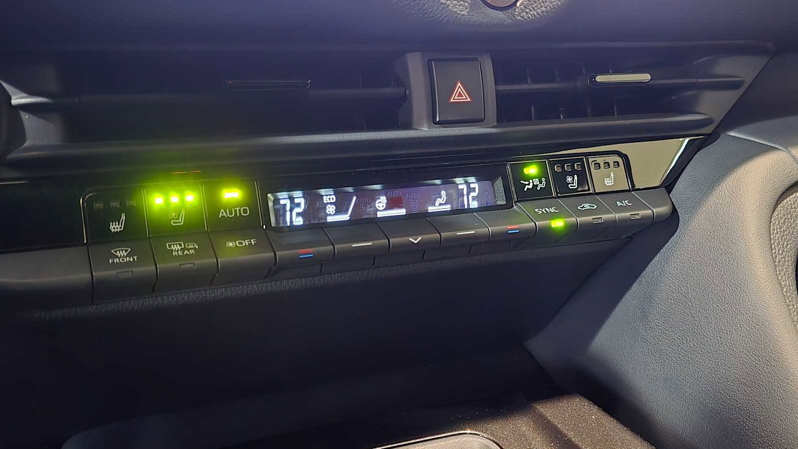 Used 2025 Toyota Crown w/ Carpet Mat Package (TMS) AWD/4WD image 32