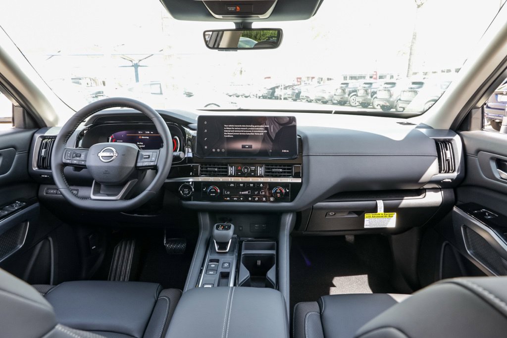 New 2026 Nissan Pathfinder SL FWD image 24