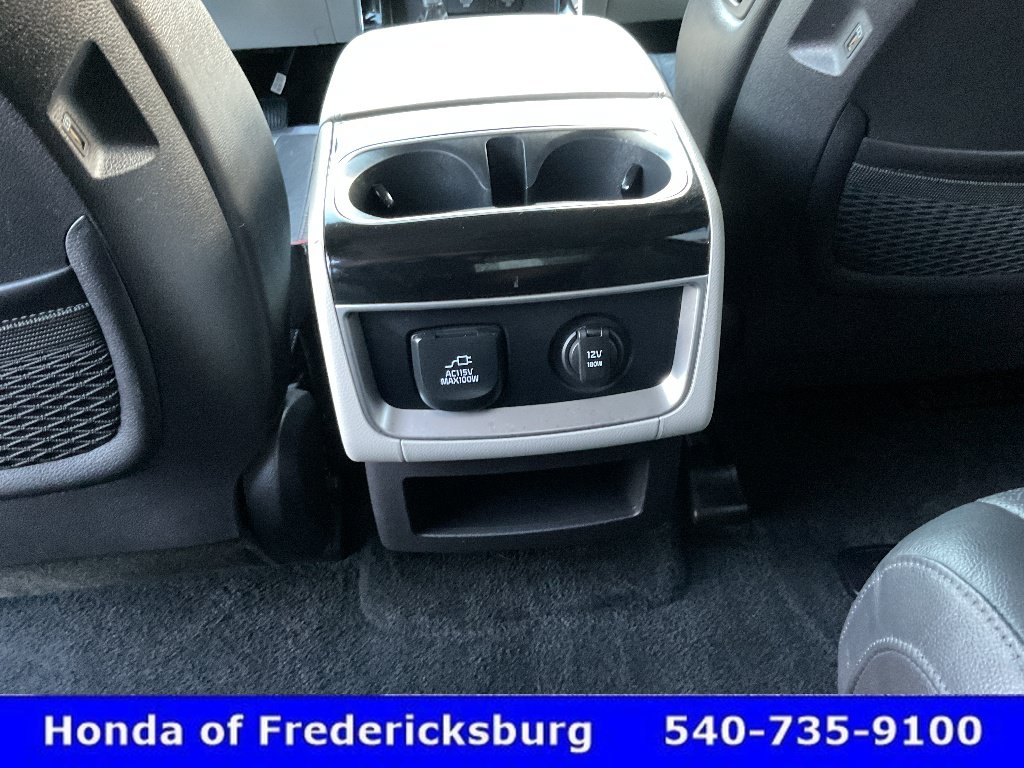 Used 2023 Kia Carnival SX Prestige FWD image 48
