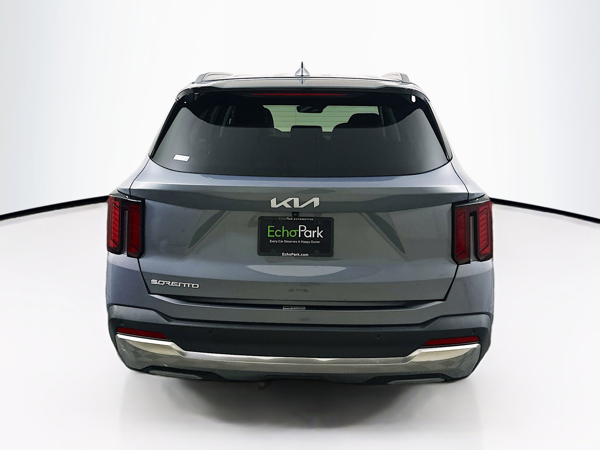 Used 2024 Kia Sorento S image 7