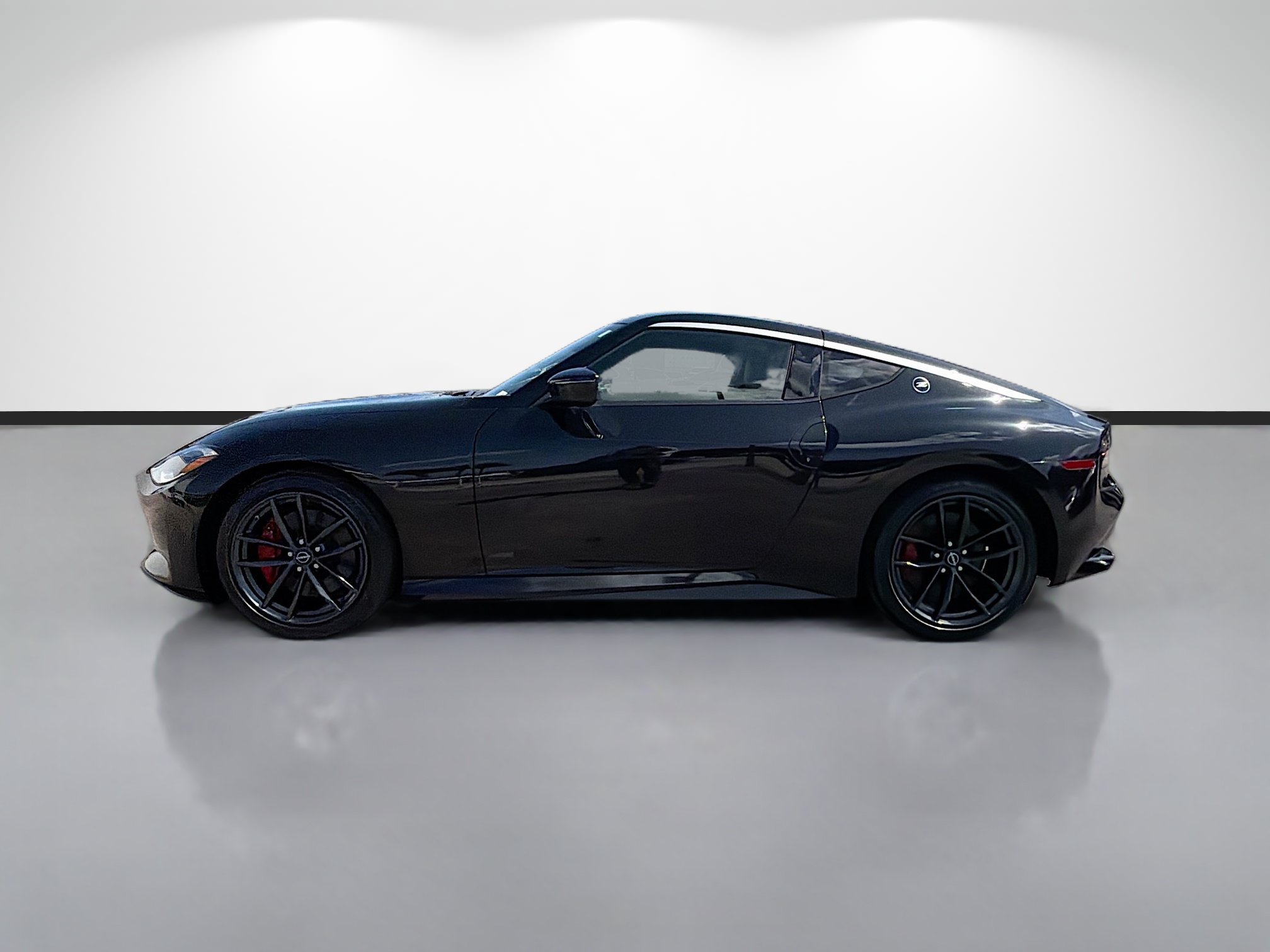 Used 2024 Nissan Z Performance w/ Floor Mat Package RWD image 2